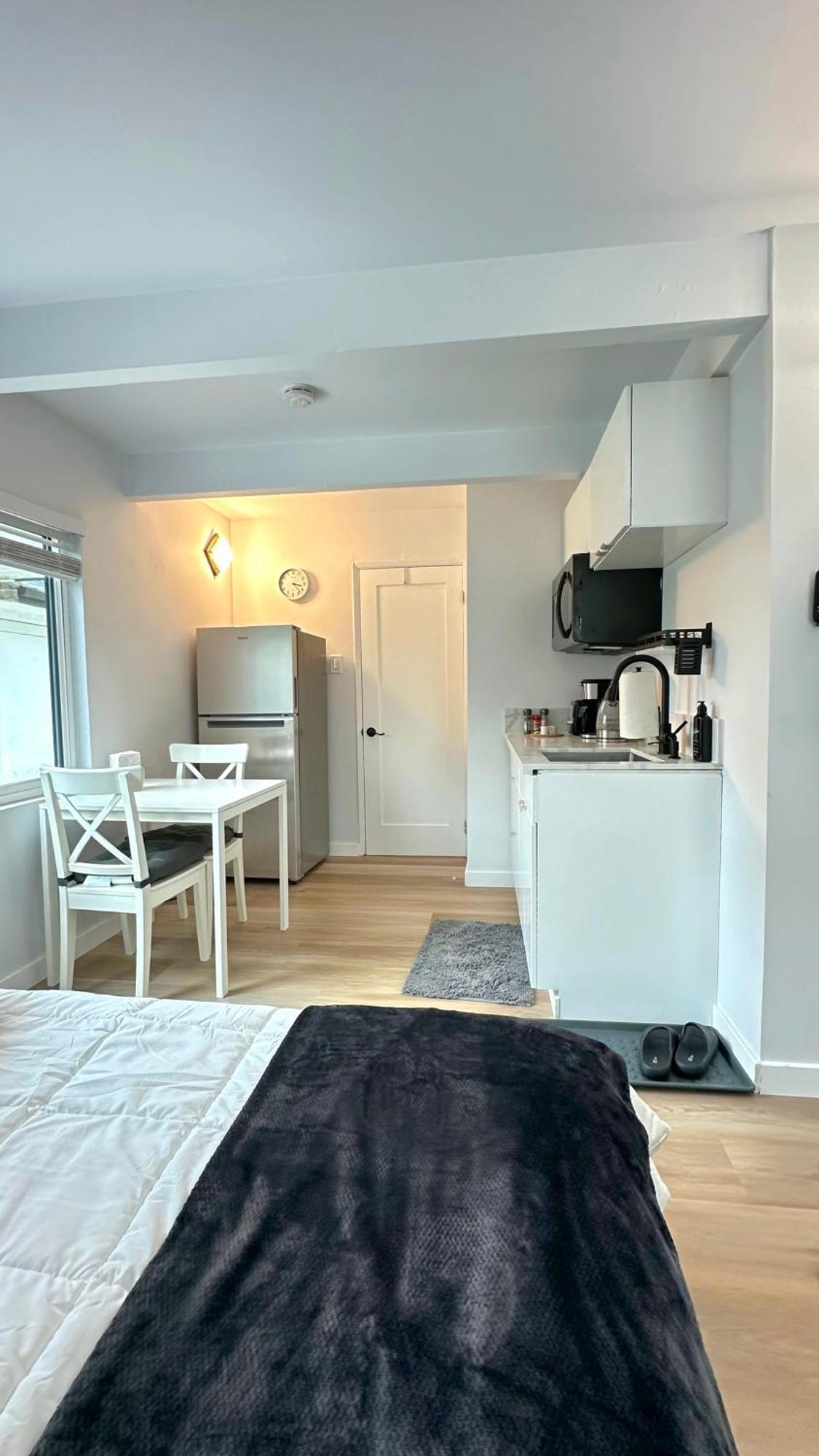 Modern Studio Stylish &Cozy Back Unit Los Angeles Buitenkant foto