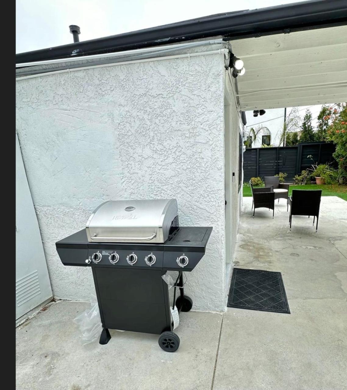 Modern Studio Stylish &Cozy Back Unit Los Angeles Buitenkant foto